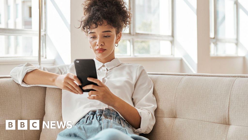 More than a fifth of UK adults still not looking for work