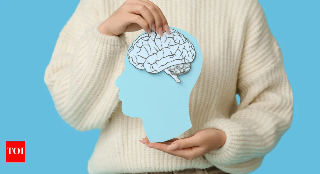 Want to be the smartest one in the room? 3 common things that even neurologists avoid for ‘healthy brain and sharp memory’ |