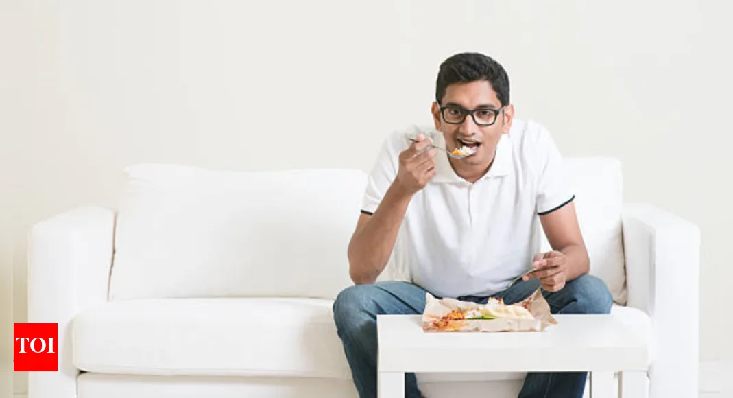 Dinner at 7 or 9? The right time to eat for weight loss benefits