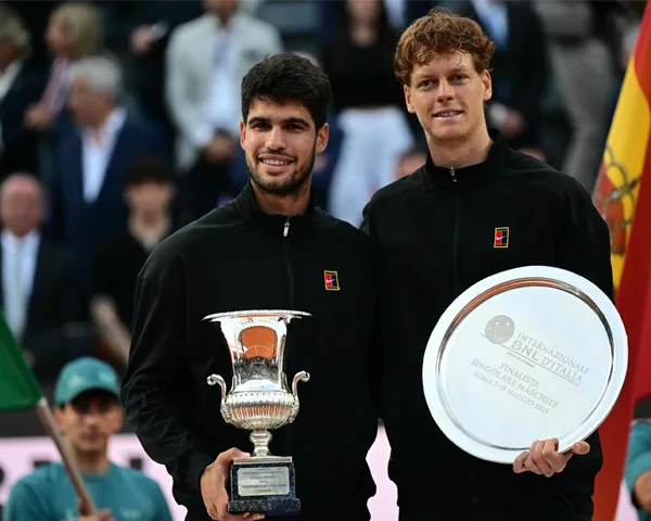 Alcaraz puts French Open title on line against scorching Sinner