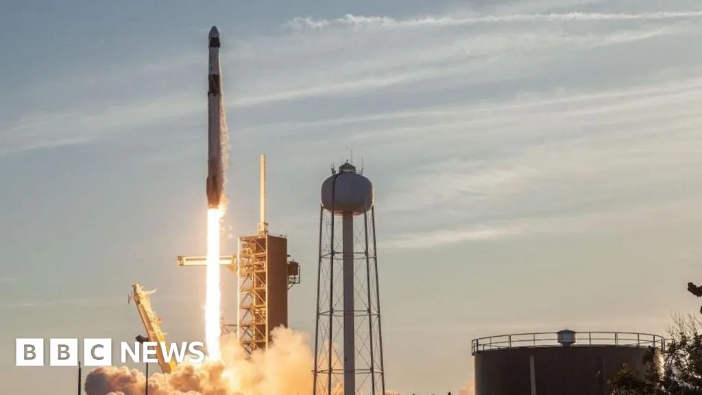 Trump-Musk row fuels ‘biggest crisis ever’ at Nasa