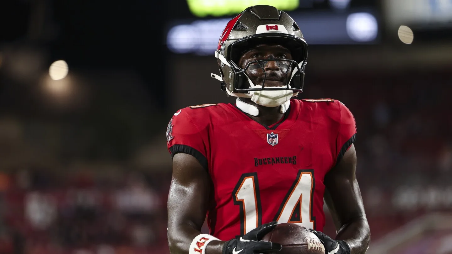 Chris Godwin’s new contract has no exceptions for his ankle injury